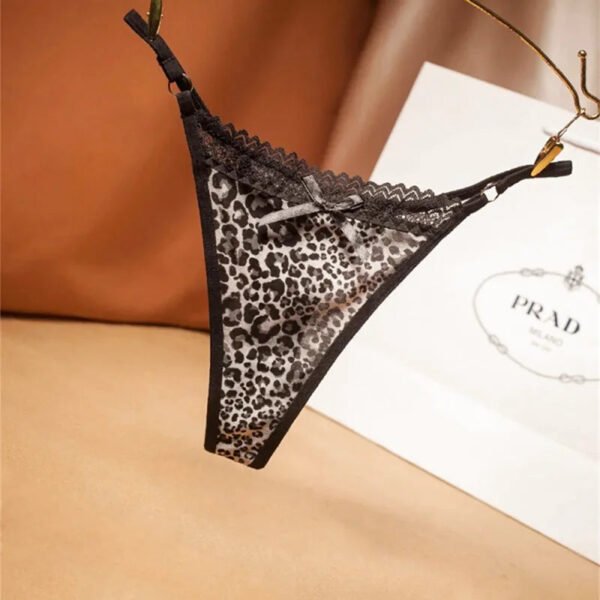 string ficelle leopard 2