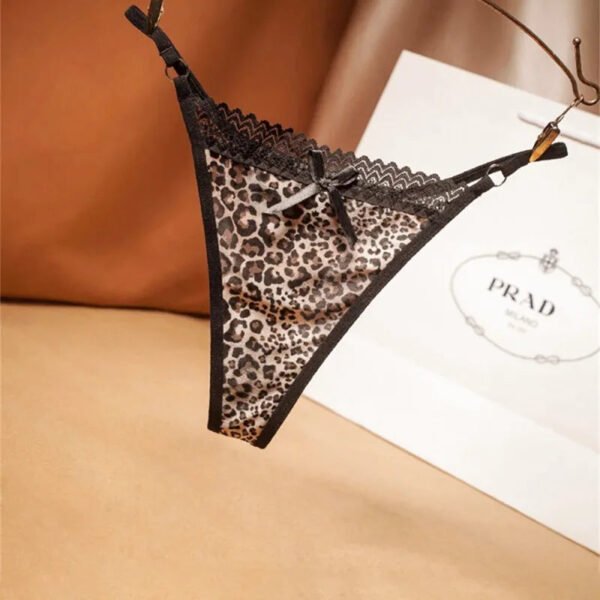 string ficelle leopard 4